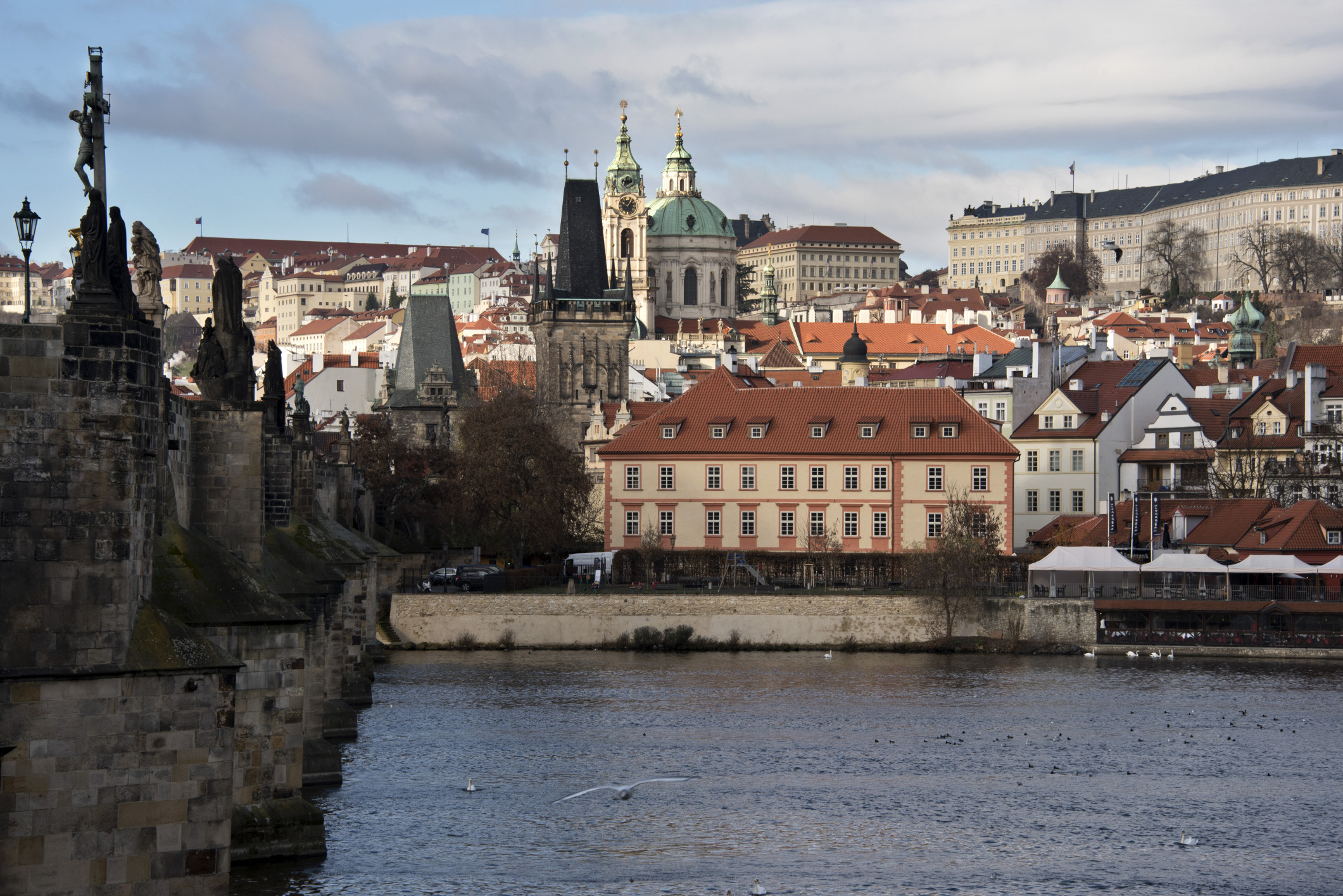 Pinkasův palác - obnova fasády u Karlova mostu